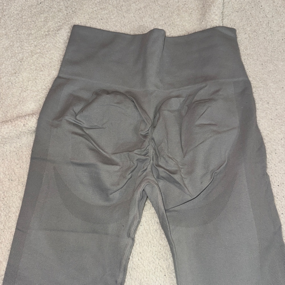Assorted Color Workout Leggings Lot/Set - Picture 10 of 11